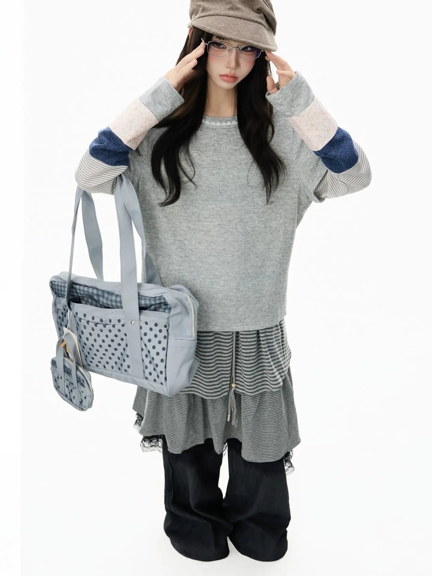 그레이 레이스 패치워크 레이어드 롱 슬리브 티 OL2405