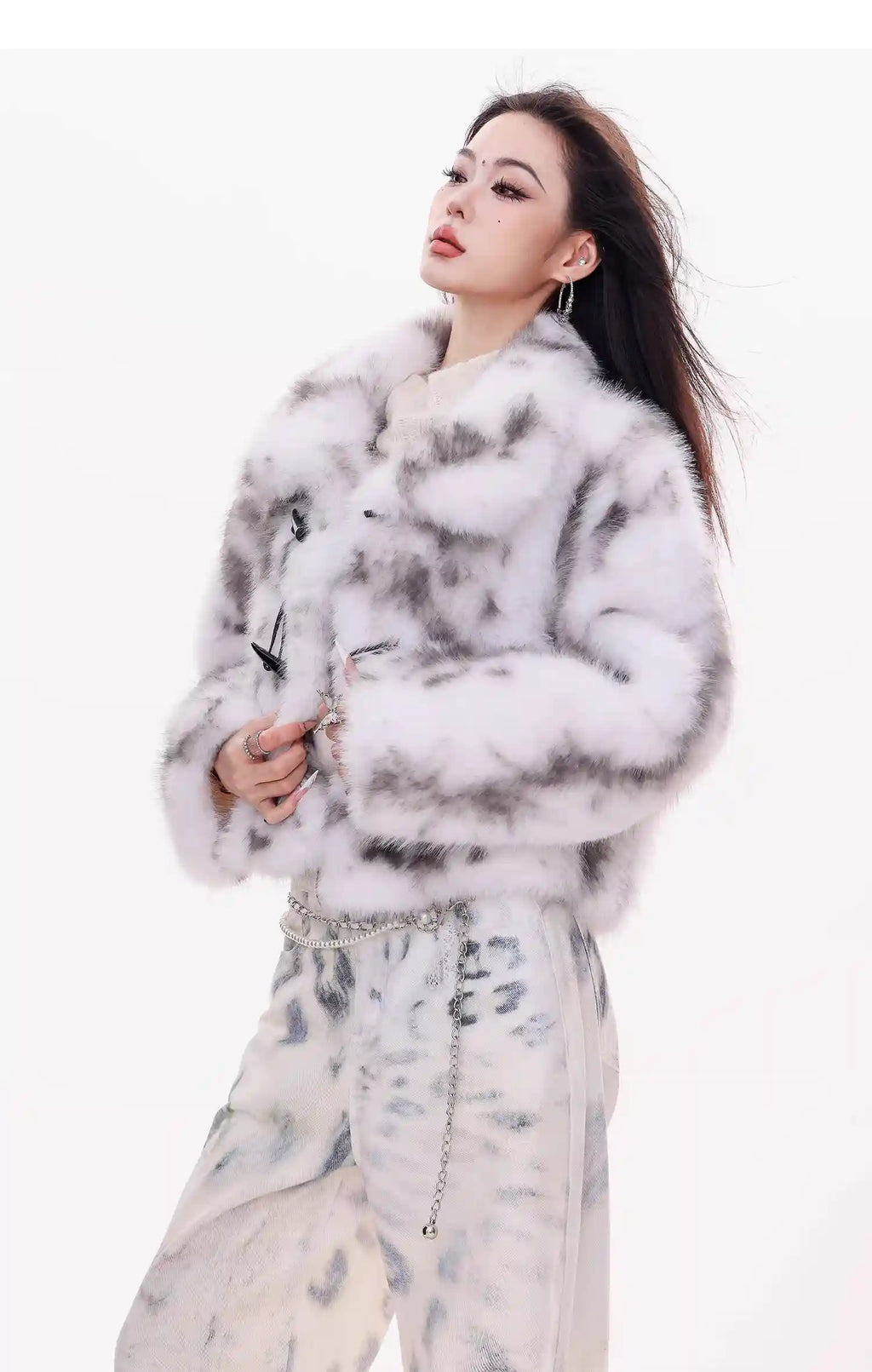 Plush Faux Fur Knit Jacket in Soft Grey   OL1990