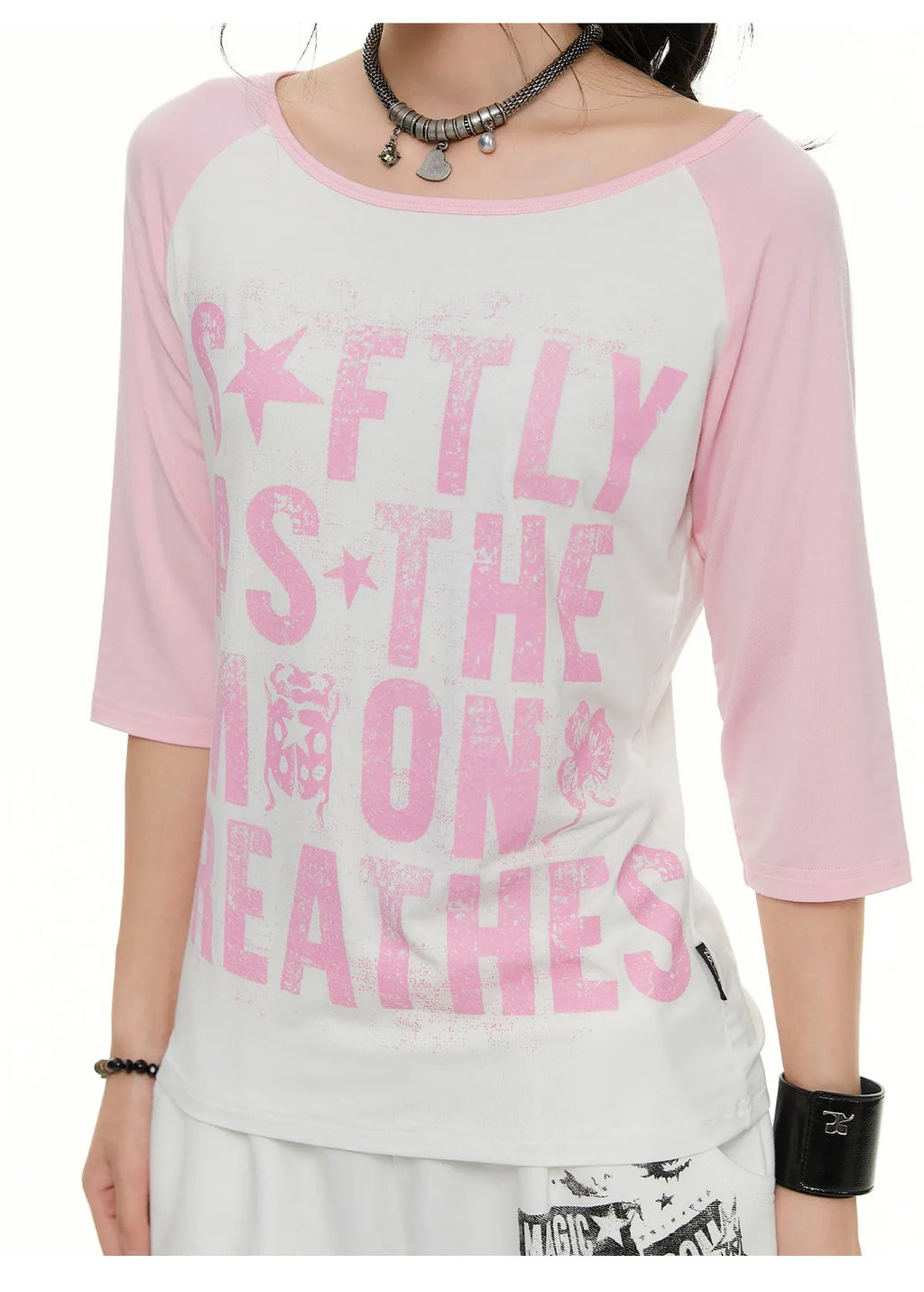 Contrast Raglan Graphic T-Shirt OL2379