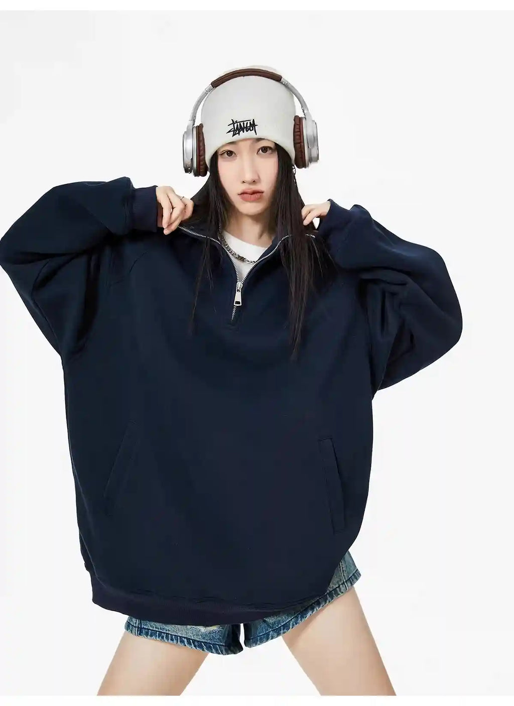 Half-Zip Stand Collar Sweatshirt with Relaxed Fit OL1991