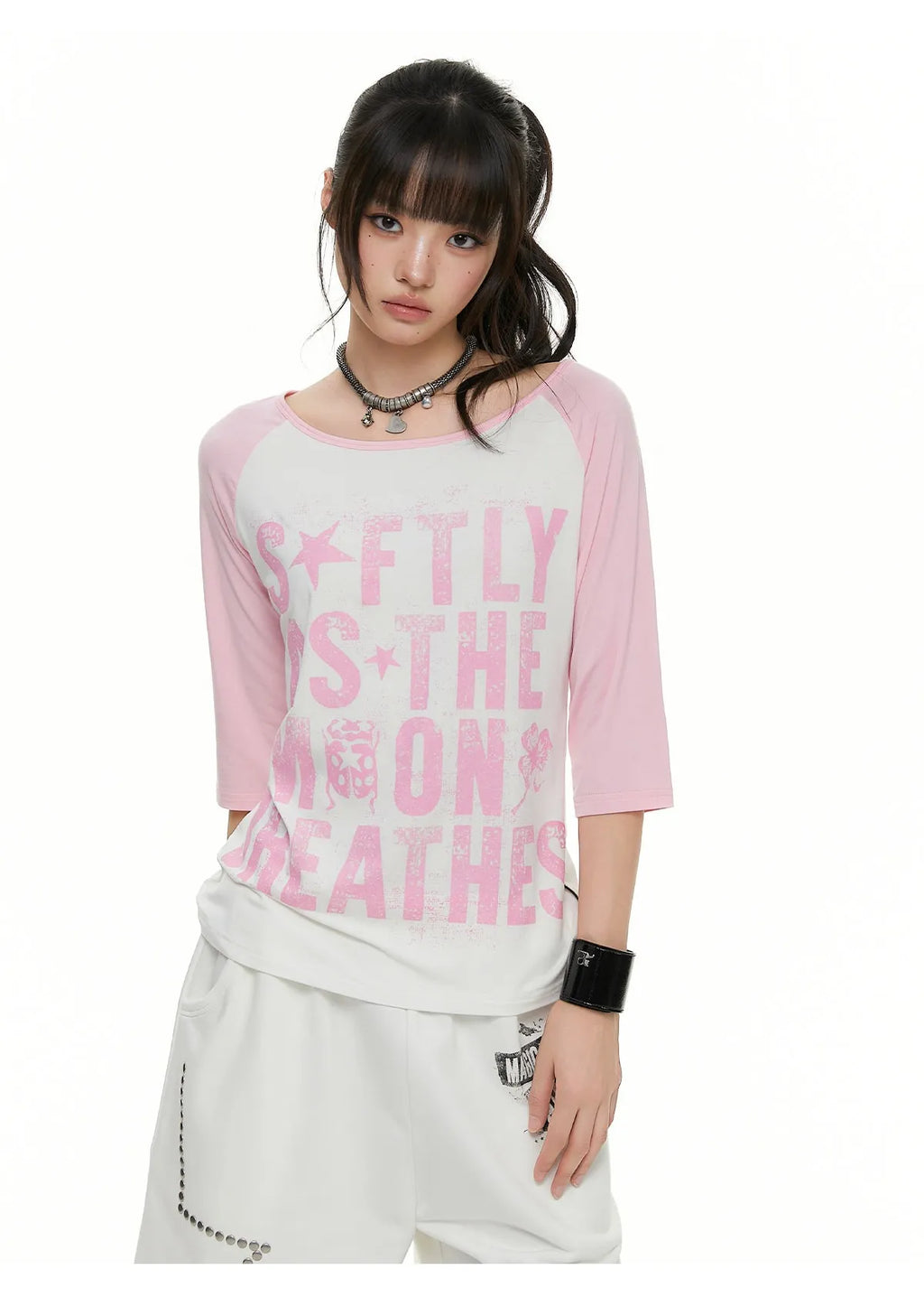 Contrast Raglan Graphic T-Shirt OL2379
