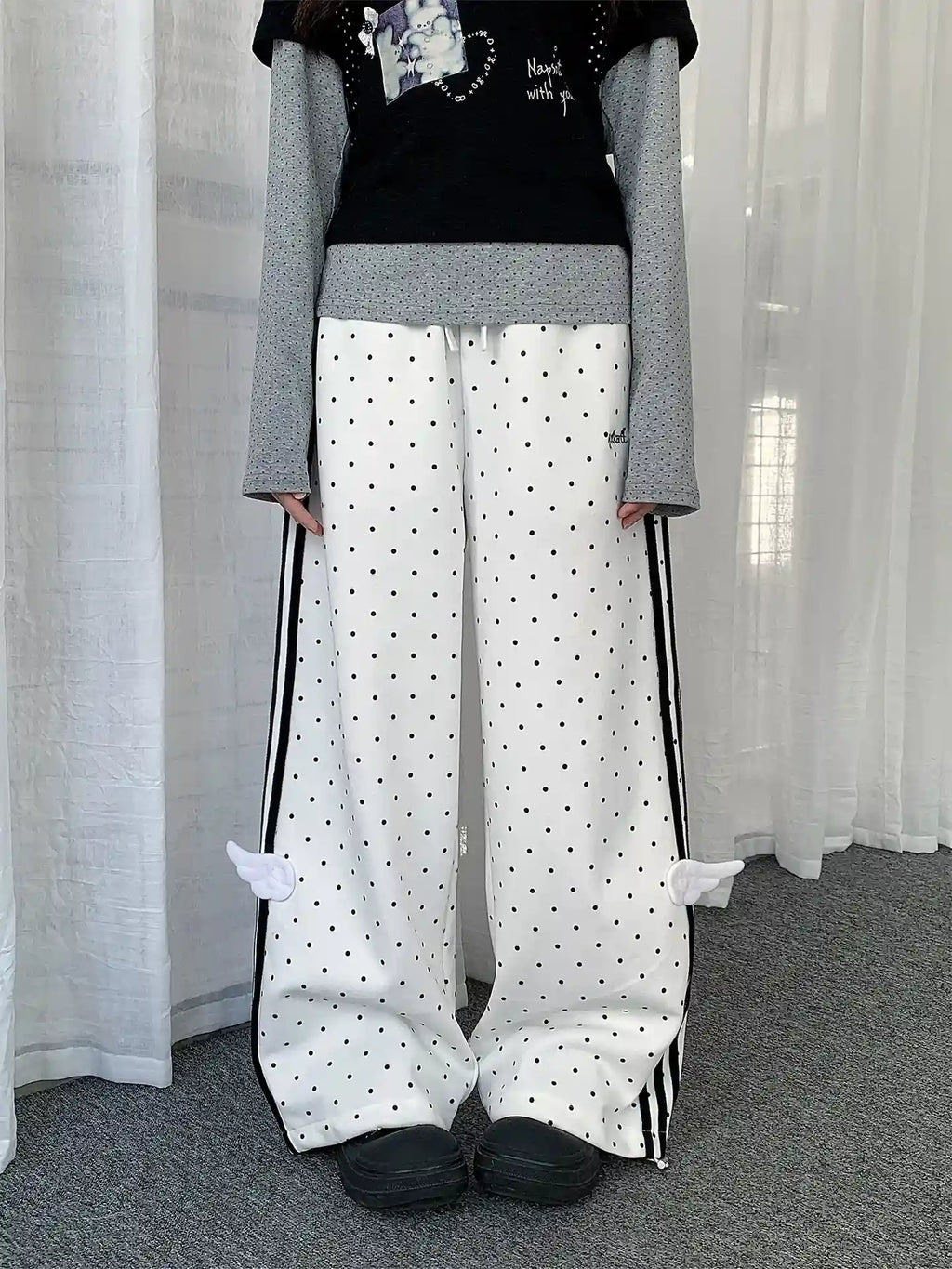 Polka Dot Stripe Wing Sweatpants   oliviroa オリヴィオラ