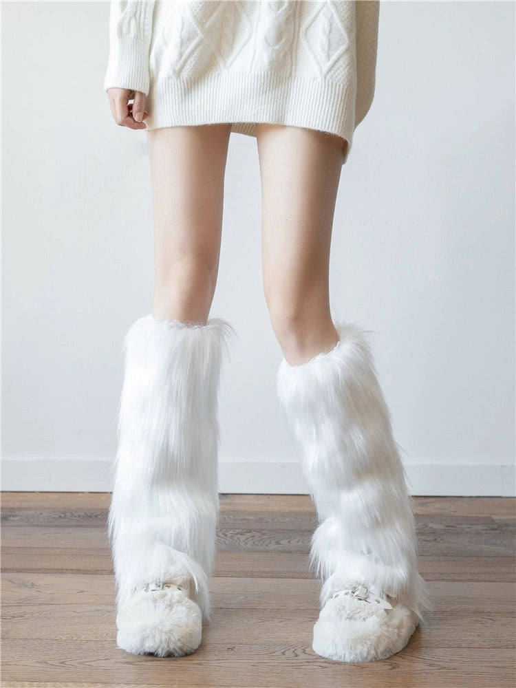 White Faux Fur Leg Warmers oliviroa オリヴィオラ