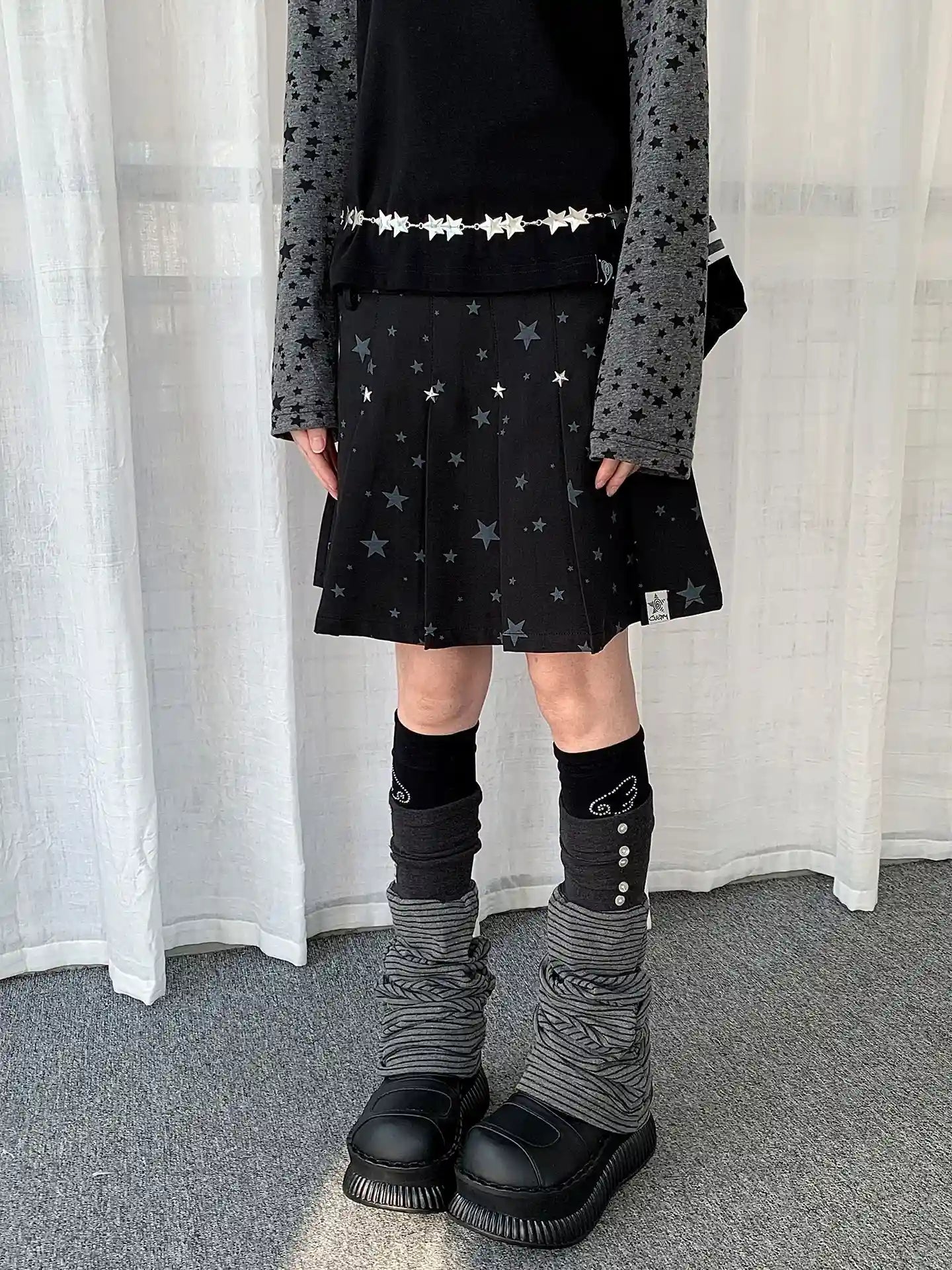 Y2K Star Print Pleated Skirt   oliviroa オリヴィオラ