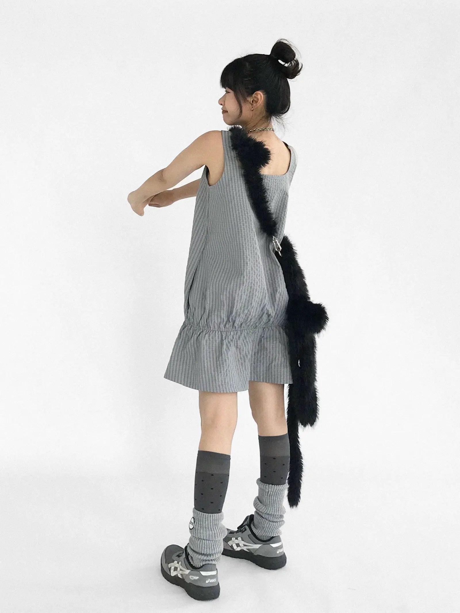 Ruffle Square Neck Dress oliviroa オリヴィオラ