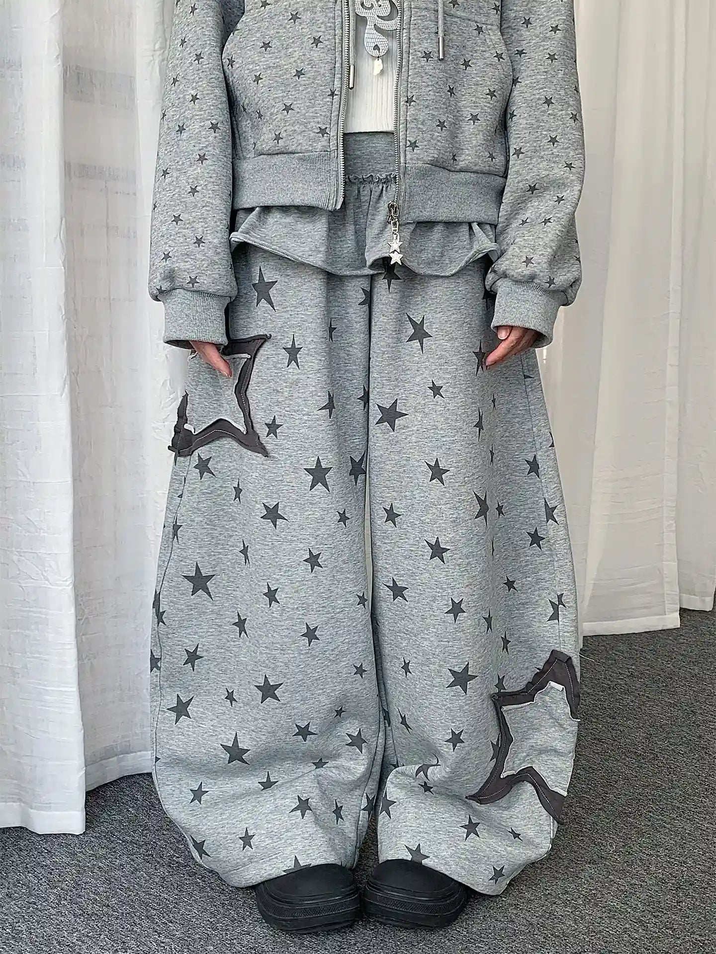 Y2K Star Layered Curved Sweatpants   oliviroa オリヴィオラ