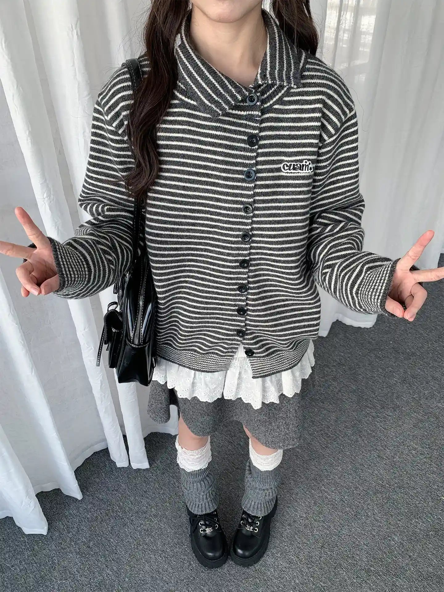 Vintage Y2K Striped Collared Cardigan   OL2236