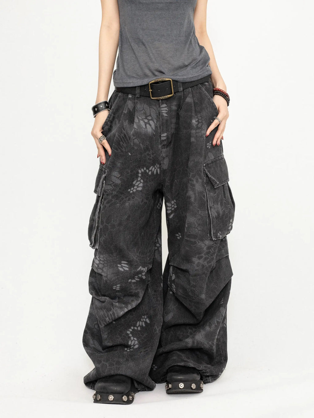 ヘビ柄カモカーゴパンツ