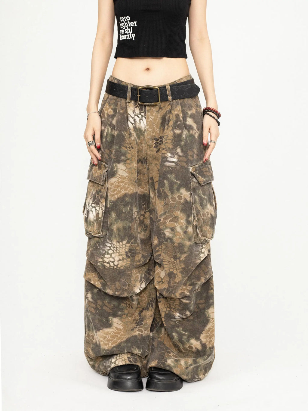 ヘビ柄カモカーゴパンツ