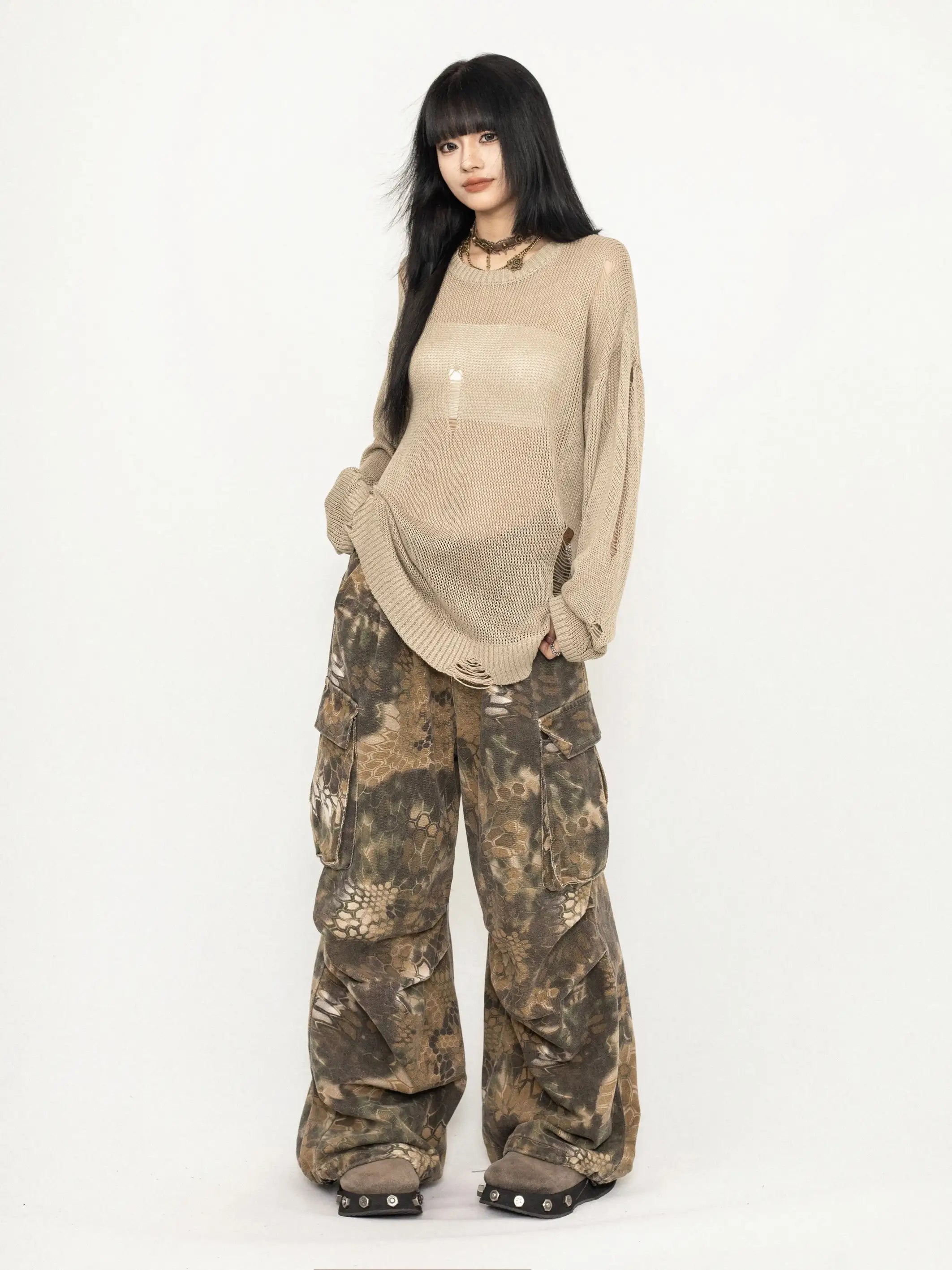 スネークカモルーズワイドパンツ ゆったりシルエットのカモ柄カーゴ スネークカモルーズワイドパンツ ゆったりシルエットのカモ柄カーゴ