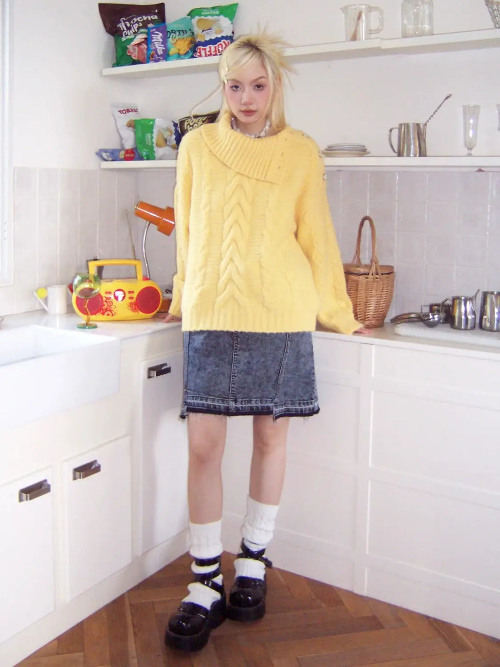 抜け感シルエットのモヘアウールニット