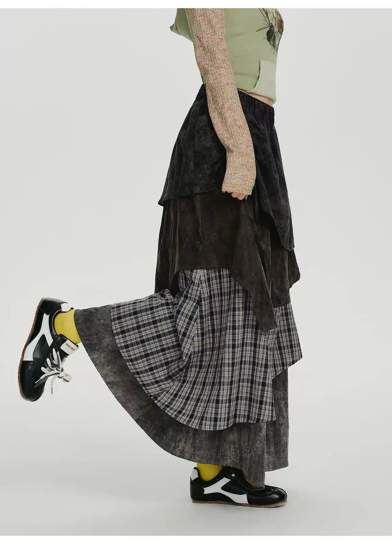 Check Tiered Skirt    OL1907