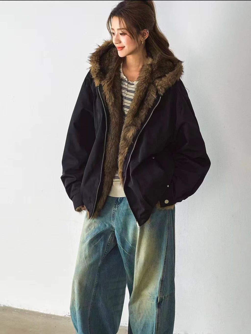 Volume Faux Fur Hooded Parka Coat    OL1915