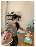 Relaxed Halter V-Neck Knit    OL1921