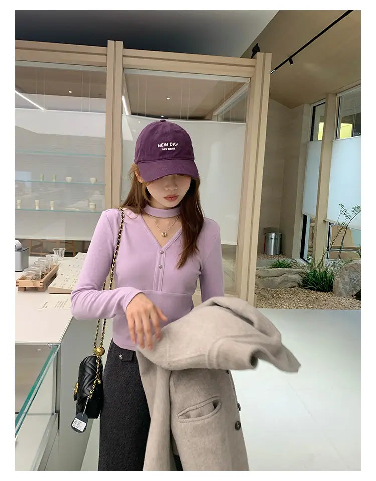 Relaxed Halter V-Neck Knit    OL1921