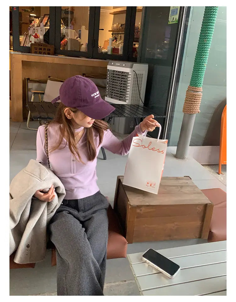 Relaxed Halter V-Neck Knit    OL1921