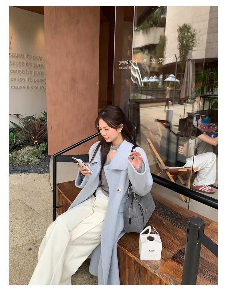 Relaxed Halter V-Neck Knit    OL1921