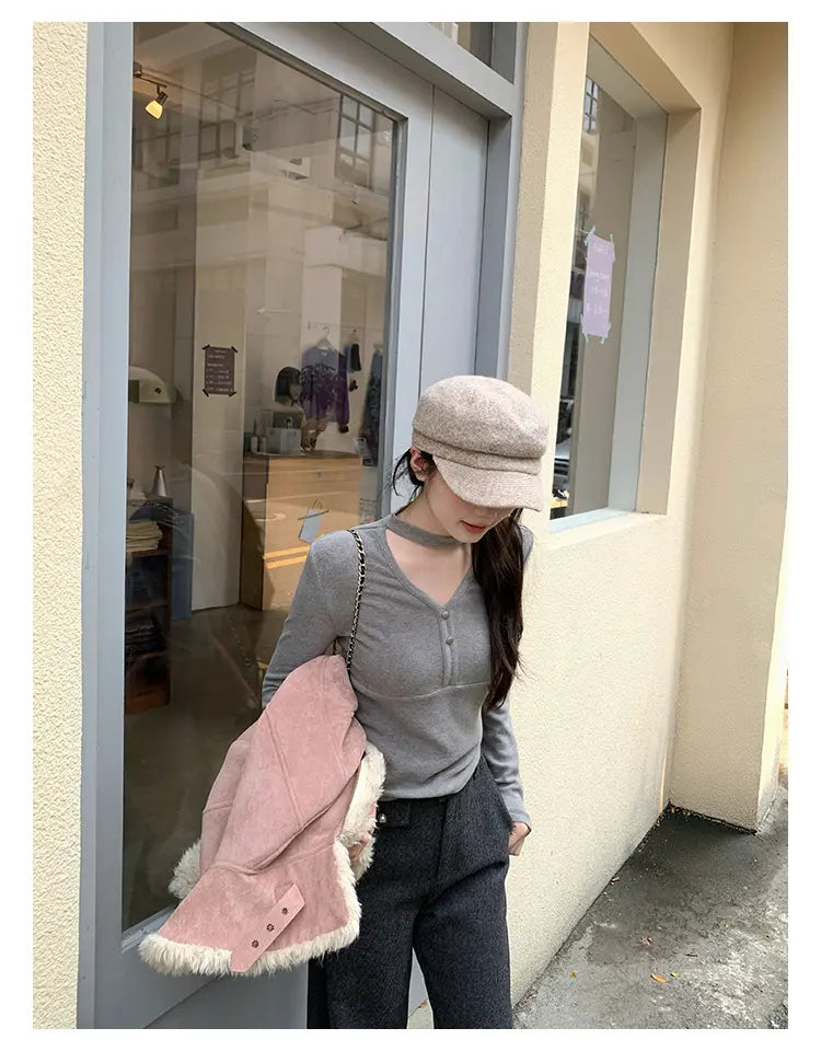 Relaxed Halter V-Neck Knit    OL1921