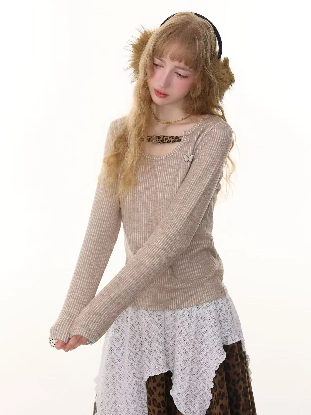 Leopard Accent Ribbed Top    OL1922