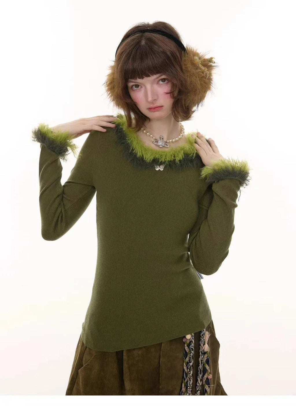 Faux Fur Trim Slim Rib Top    OL1923