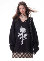 Rose Embroidered V-Neck Knit    OL1928