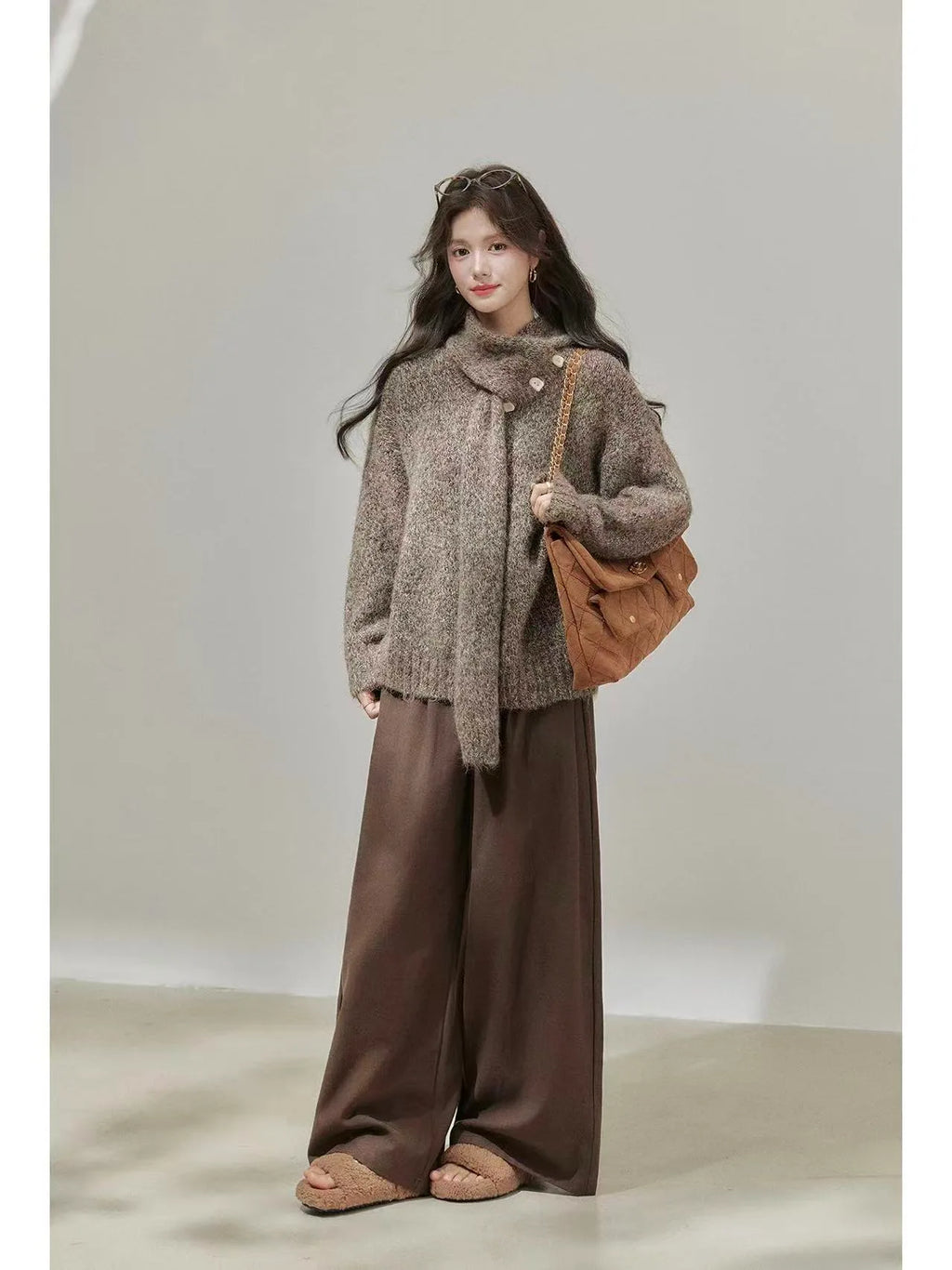 Soft V-Neck Knit with Scarf    OL1929