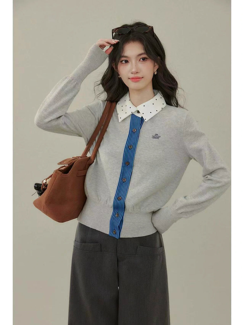 Colorblock Embroidered Knit Cardigan    OL1935