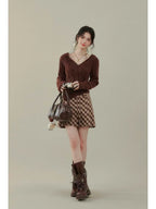 Asymmetric Hem V-Neck Knit    OL1938