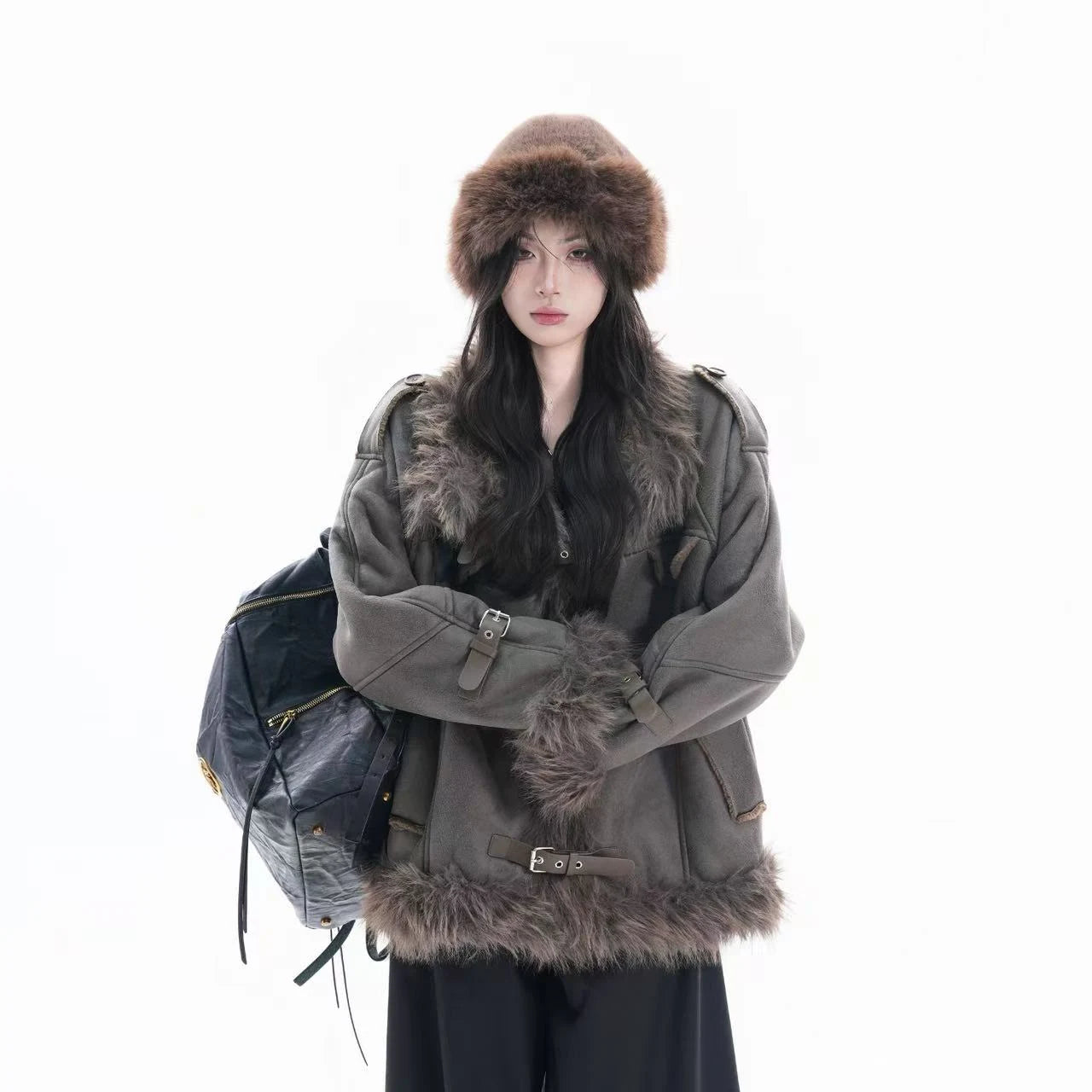 Fuzzy Collar Heritage Suede Padded Coat    OL1947