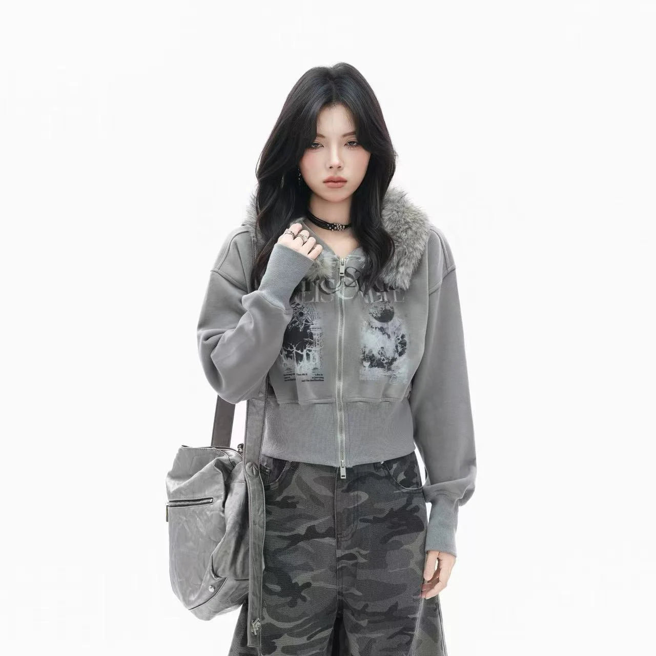 Faux Fur Hooded Zip-Up Jacket    OL1950