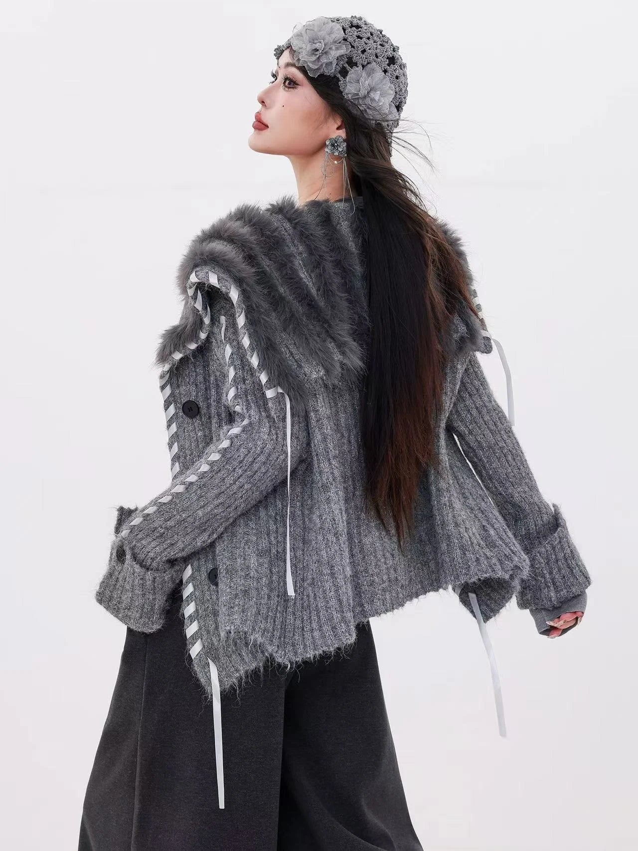 Faux-Fur Collar Knit Cardigan   OL1976