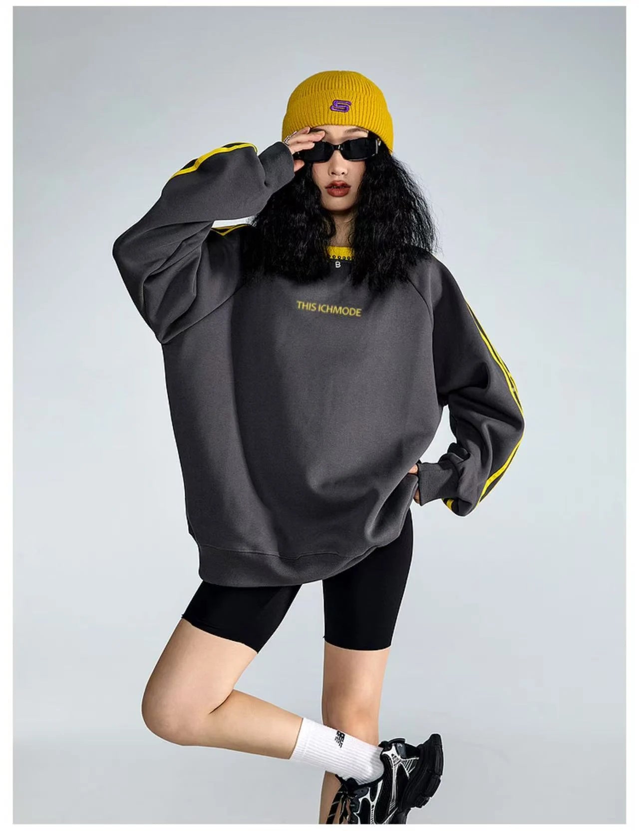 Vintage Stripe Relaxed Sweatshirt   OL1985