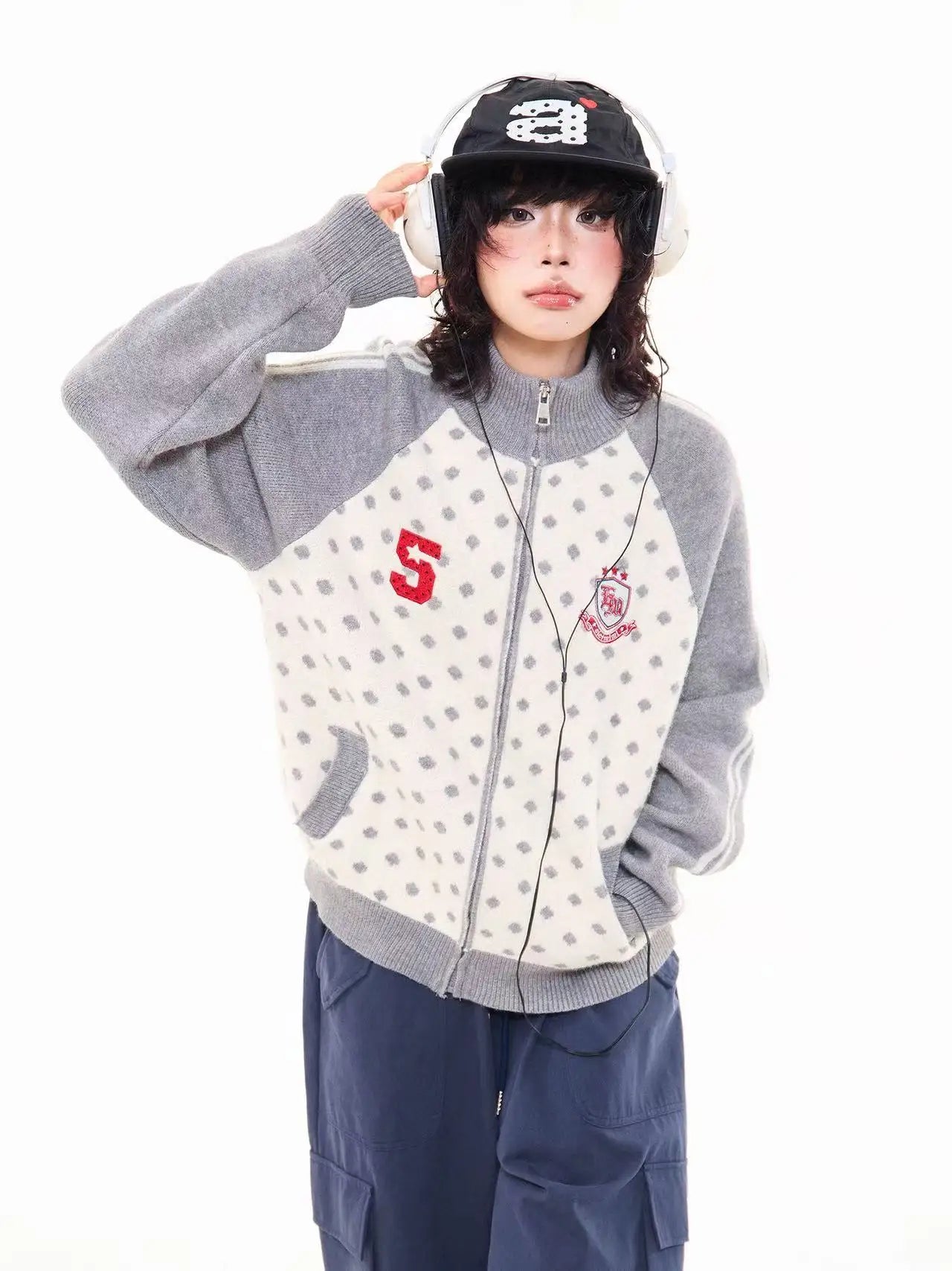 Polka Dot Appliqué Raglan Cardigan   OL2038