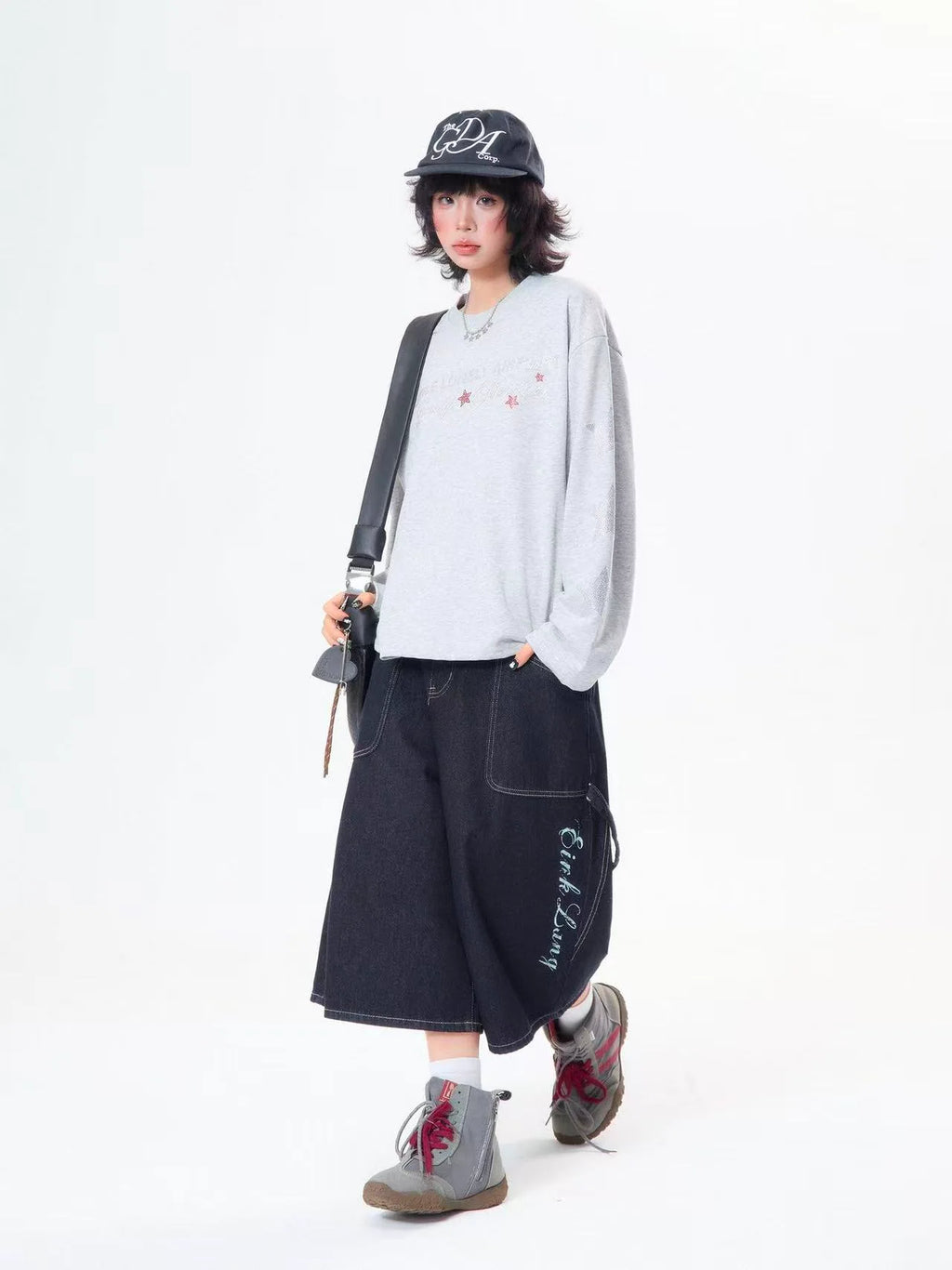 Rhinestone Star Letter Long Sleeve Tee   OL2039