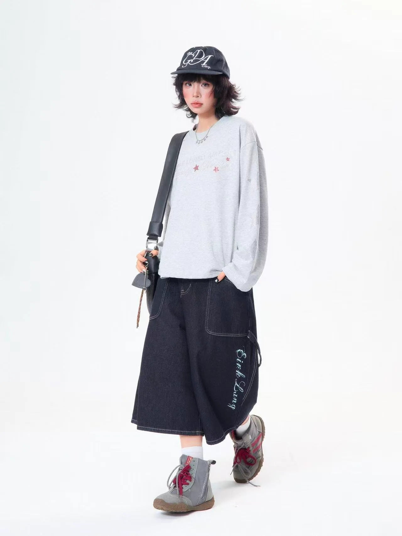 Rhinestone Star Letter Long Sleeve Tee   OL2039