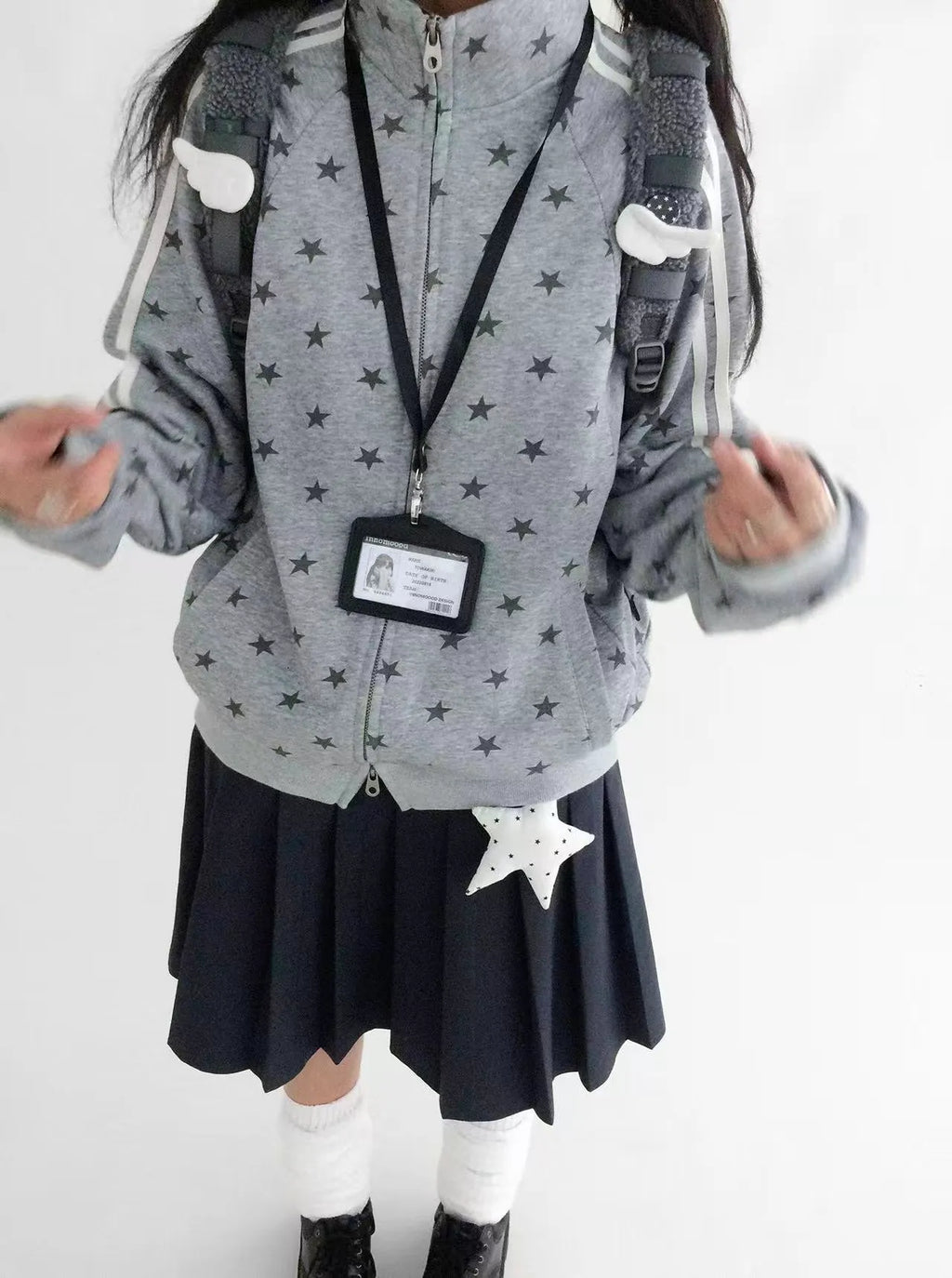 Fragment Star High Neck Relaxed Sweatshirt   oliviroa オリヴィオラ