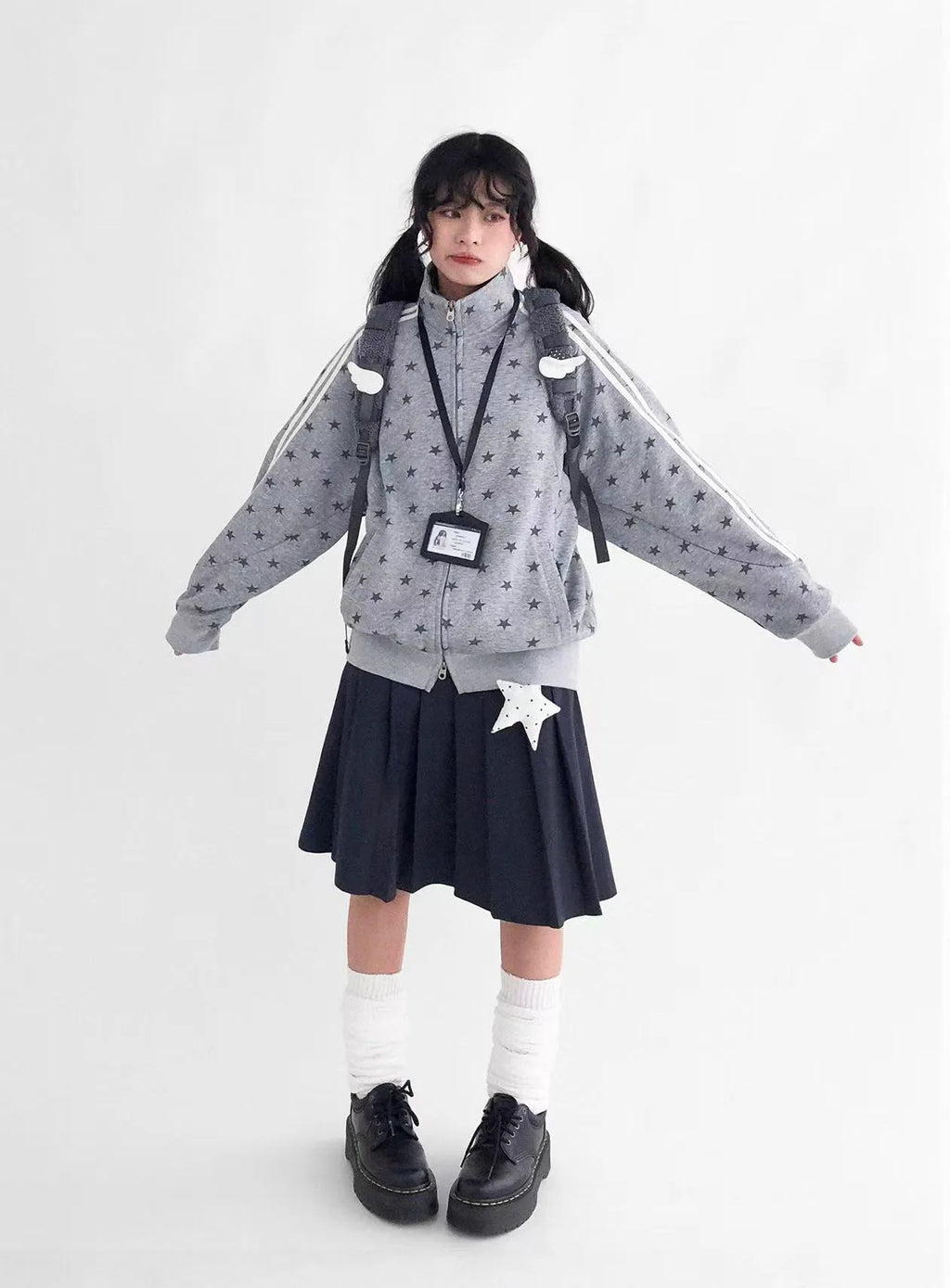 Fragment Star High Neck Relaxed Sweatshirt   oliviroa オリヴィオラ