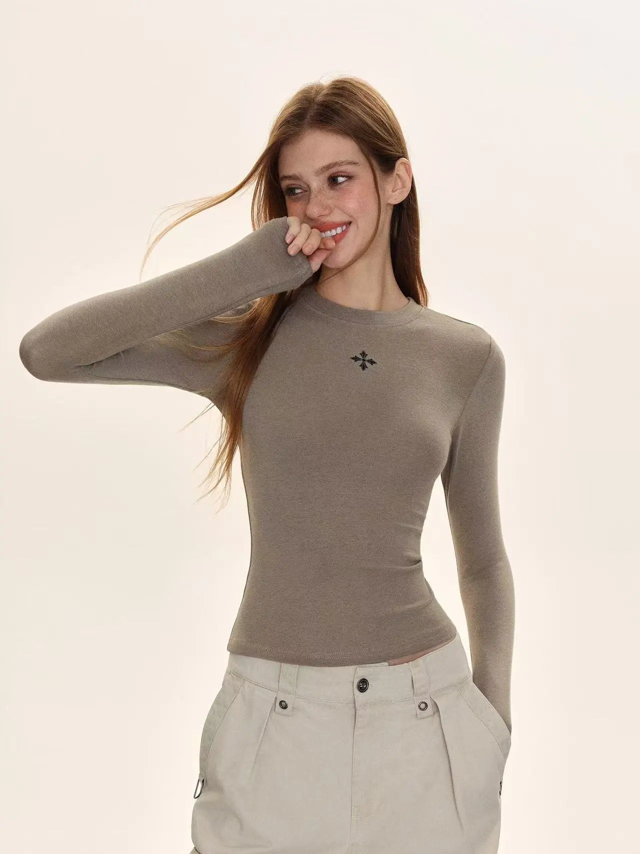 Printed Slim Fit Crewneck Long Sleeve Top oliviroa オリヴィオラ