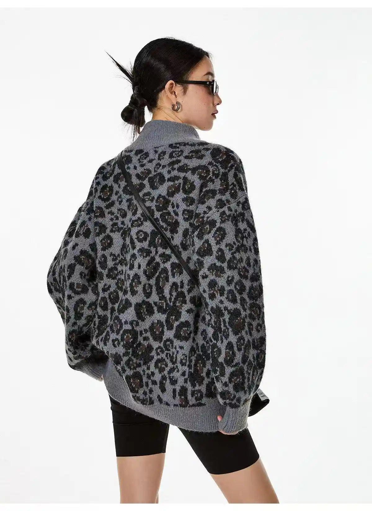Vintage Leopard Jacquard Relaxed Cardigan   OL2080