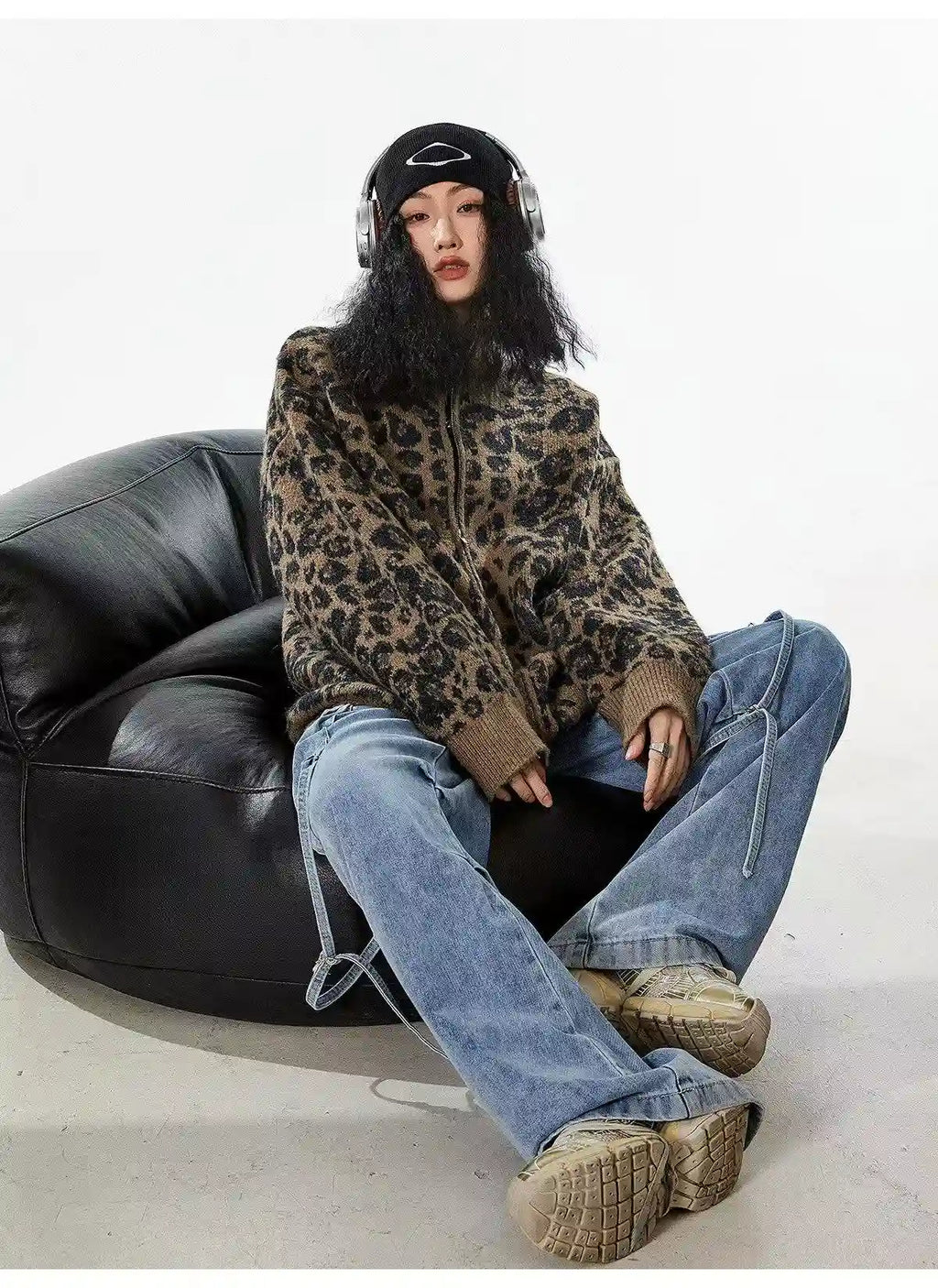 Vintage Leopard Jacquard Relaxed Cardigan   OL2080