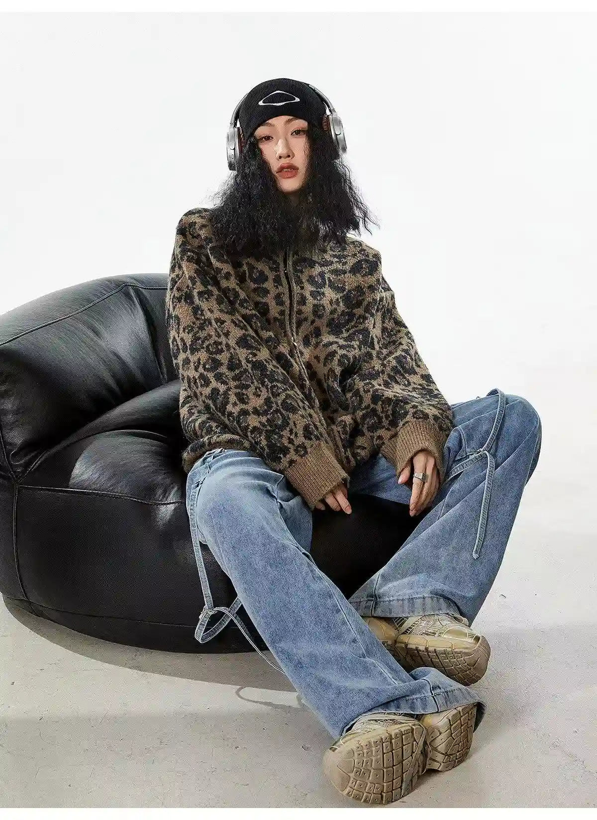 Vintage Leopard Jacquard Relaxed Cardigan   OL2080