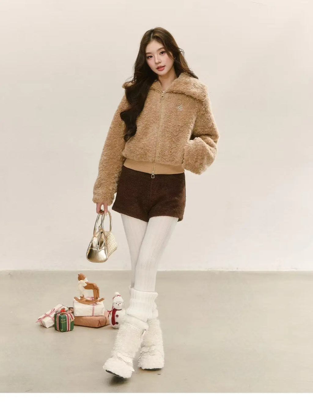 Structured Faux Fur Collar Short Jacket   OL2140