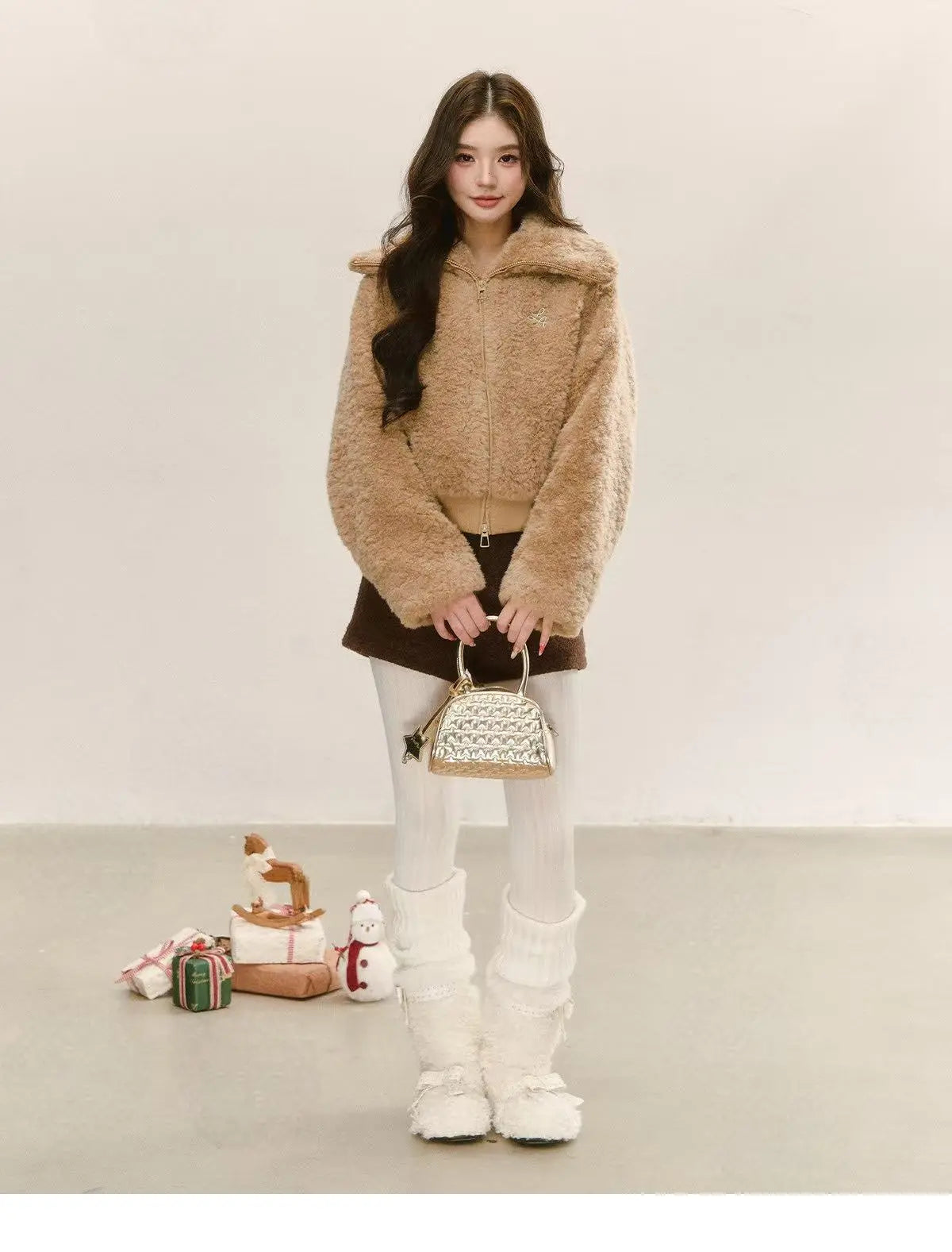 Structured Faux Fur Collar Short Jacket OL2140