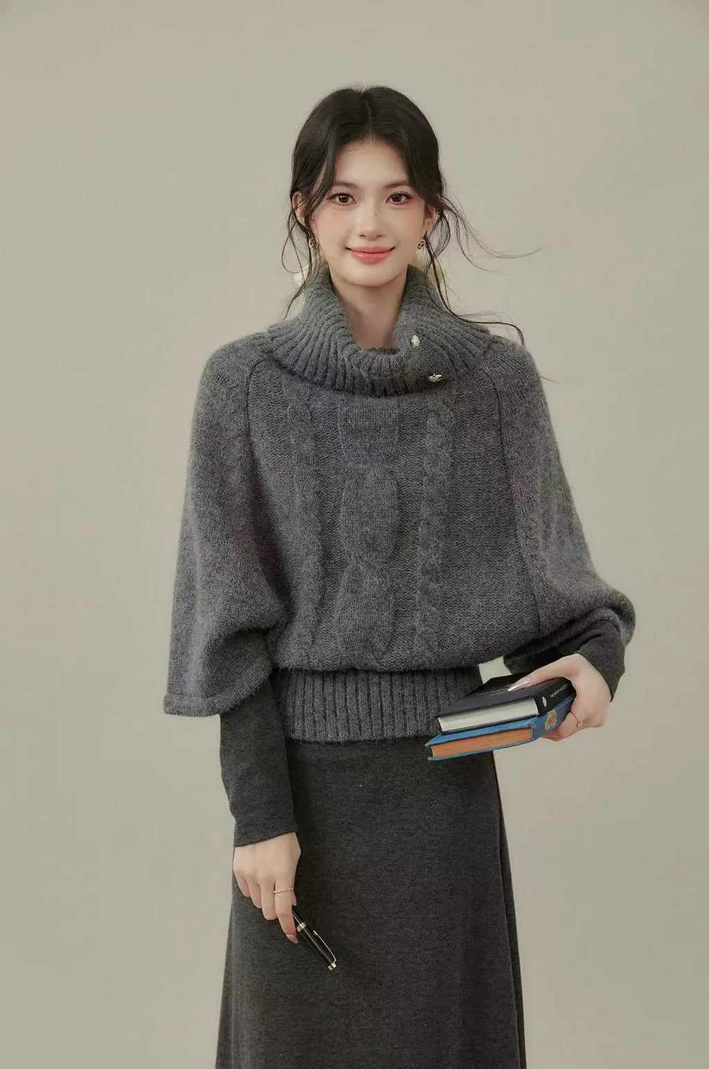 Cable High Neck Short Top OL2156