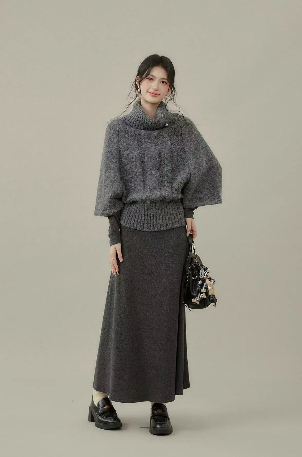 Cable High Neck Short Top OL2156