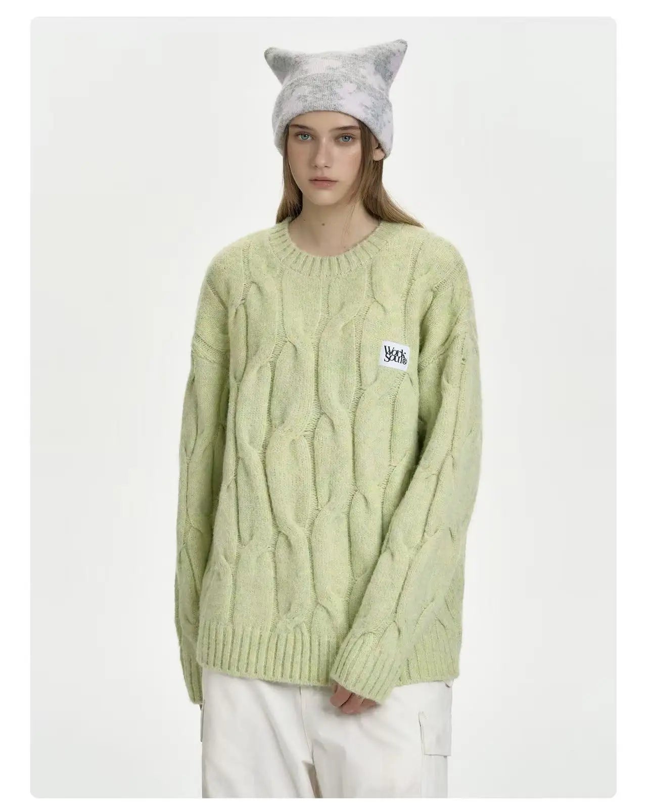 Textured Cable Pullover with Color Yarn Detail   OL2170