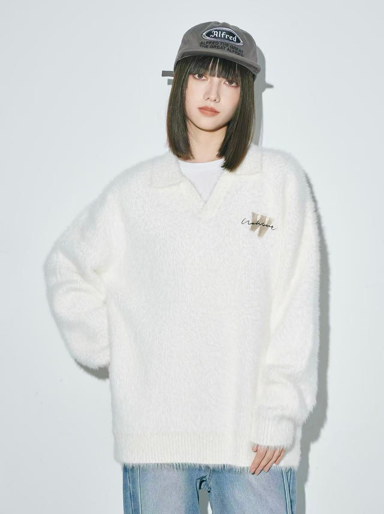 Faux Fur V-Neck Sweater   OL2171