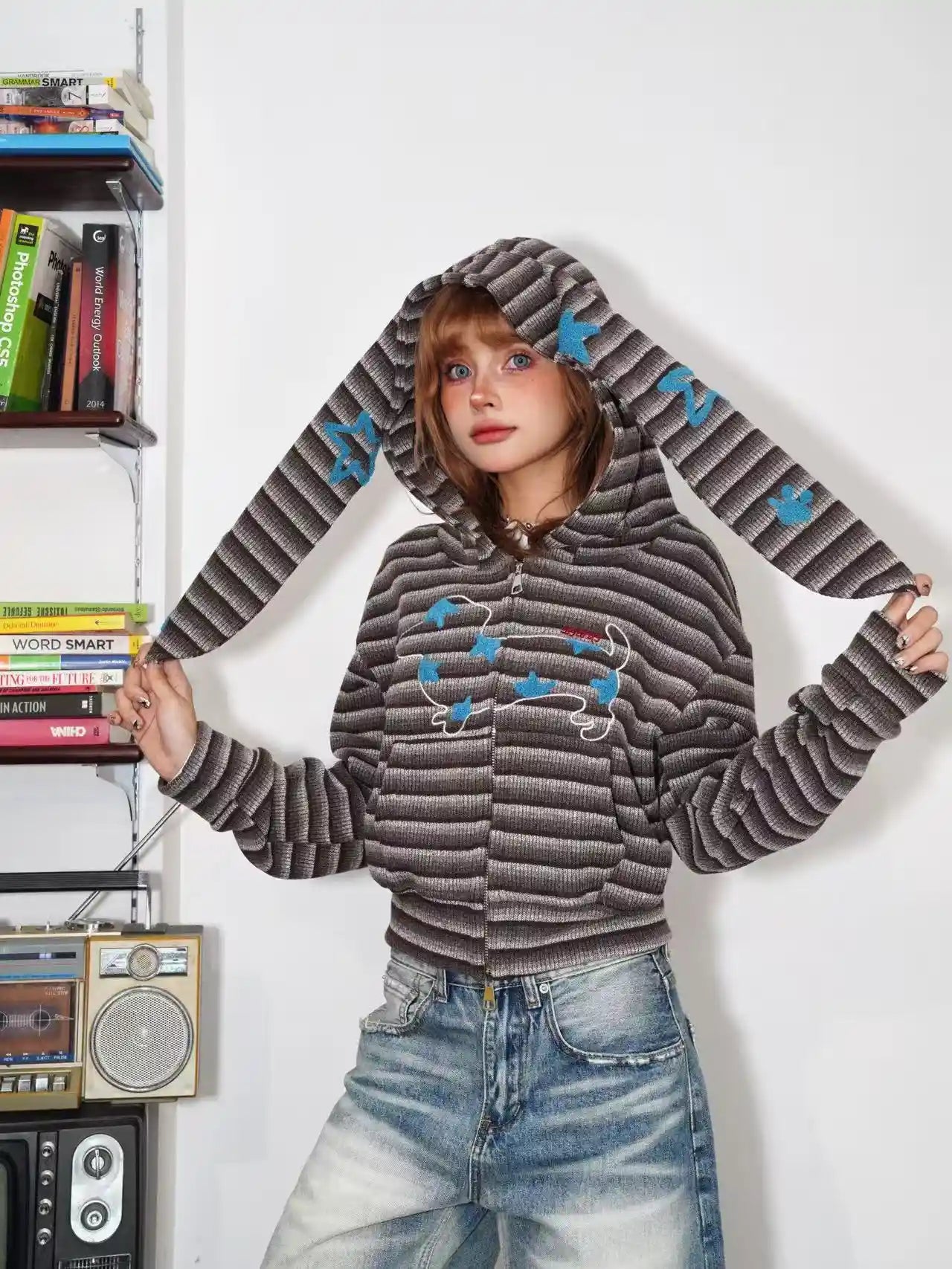 Vintage Stripe Bunny Ear Cropped Hoodie   OL2205