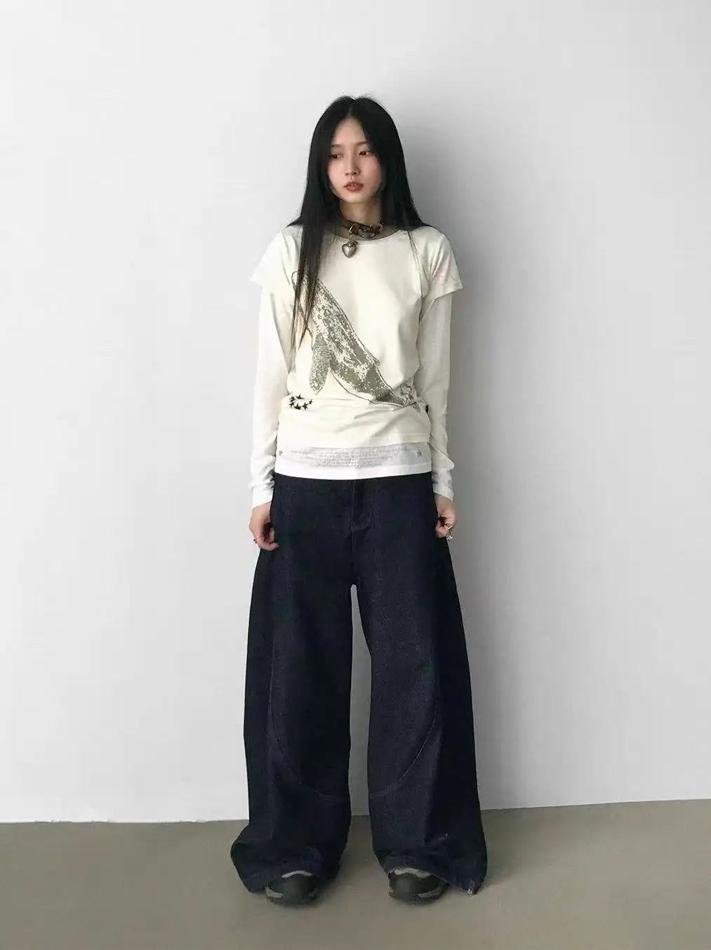 Whale Embroidery Layered Contrast Long Sleeve Tee OL2207