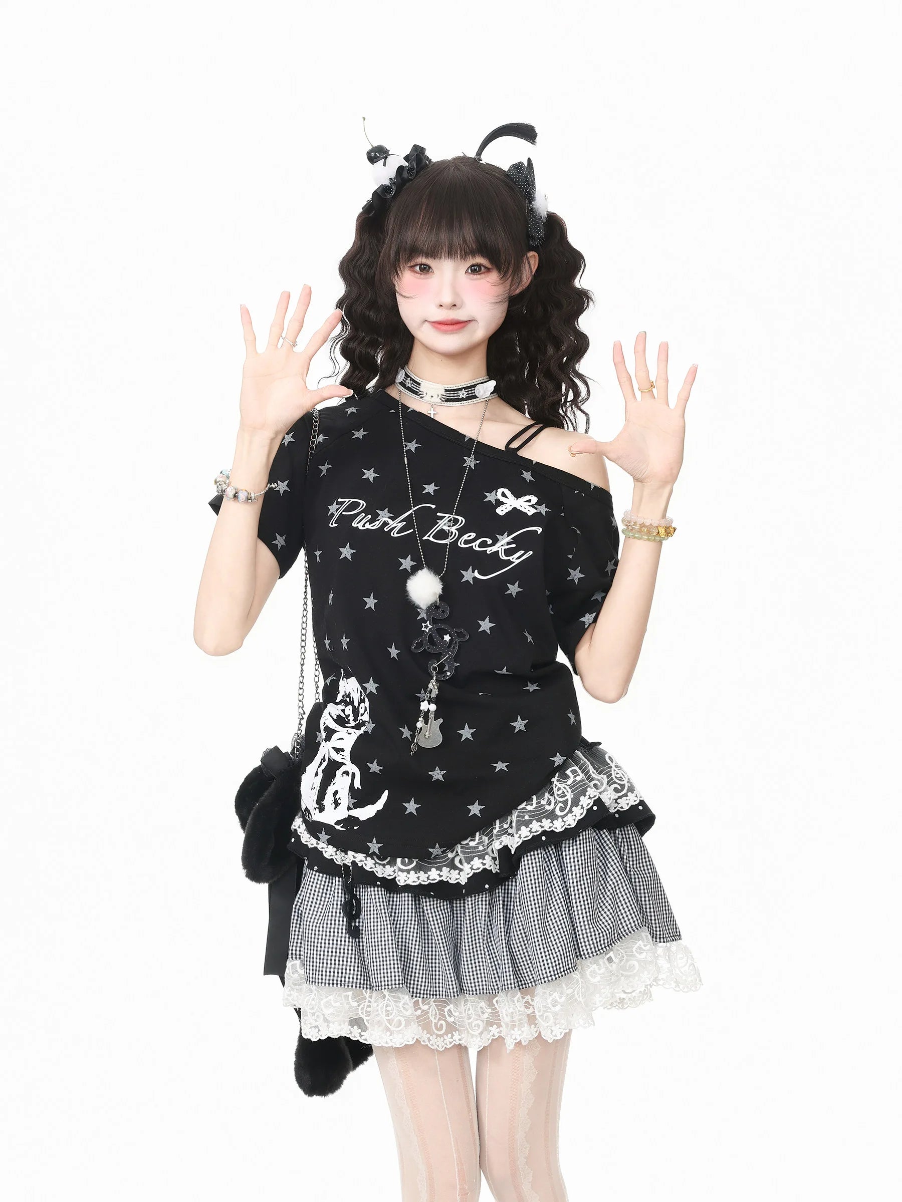 Star Cat Asymmetric Shoulder Off Shoulder Tee oliviroa オリヴィオラ